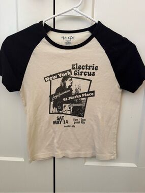 brandy melville electric circus band tee